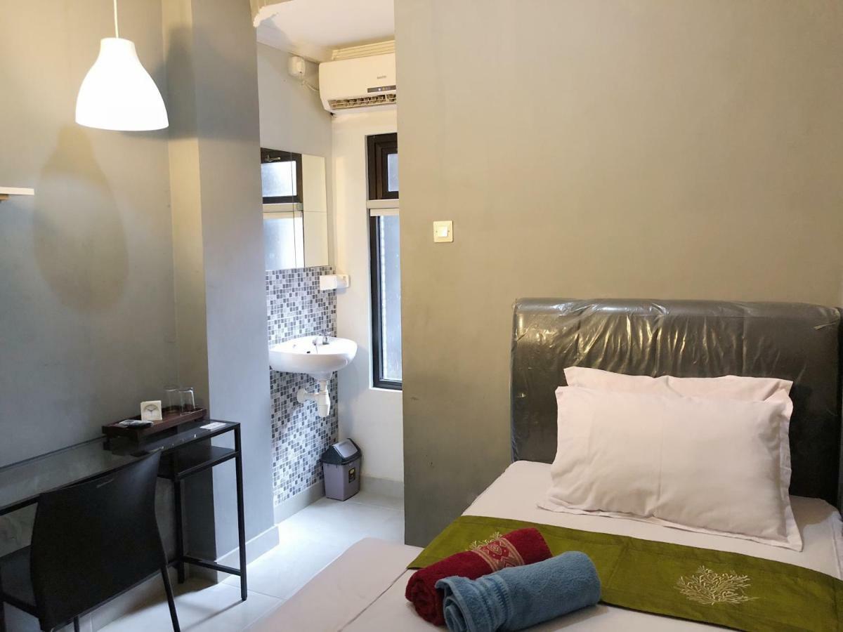 Argya Guesthouse 요그야카르타 외부 사진